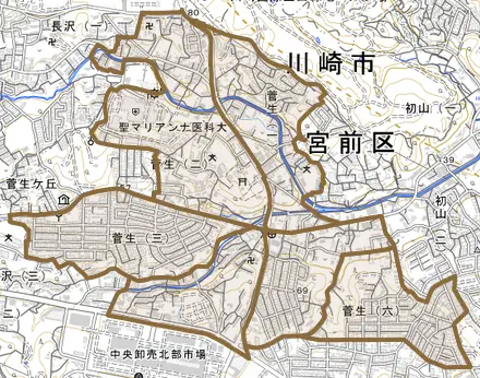 菅生とその周辺の地図。町の範囲を重ねている