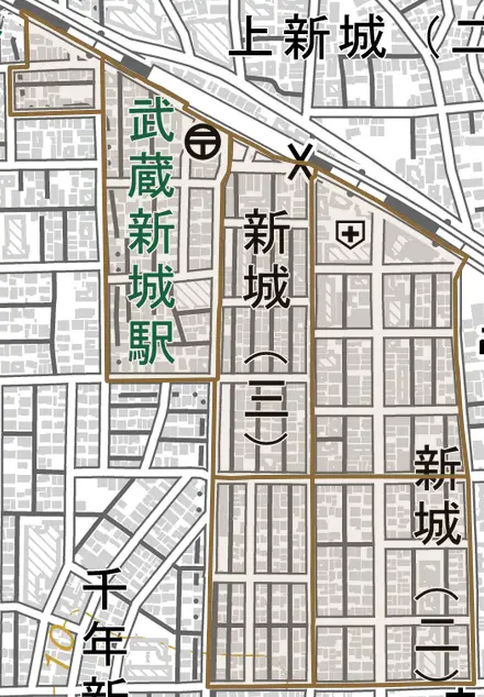 新城とその周辺の地図。町の範囲を重ねている