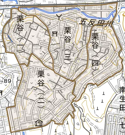 栗谷とその周辺の地図。町の範囲を重ねている