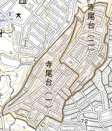 寺尾台とその周辺の地図。町の範囲を重ねている