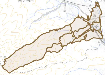 塚原とその周辺の地図。町の範囲を重ねている