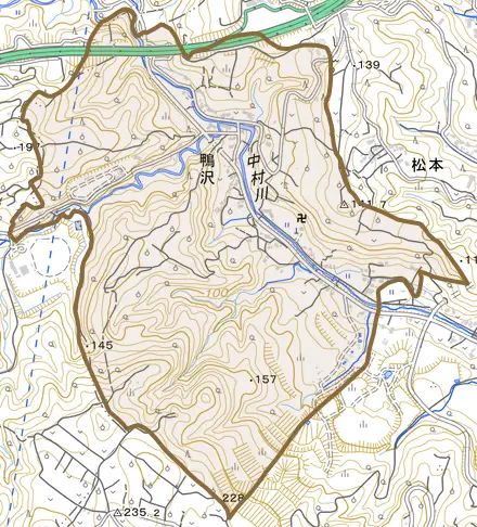 鴨沢とその周辺の地図。町の範囲を重ねている