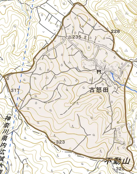 古怒田とその周辺の地図。町の範囲を重ねている