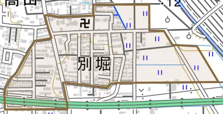 別堀とその周辺の地図。町の範囲を重ねている