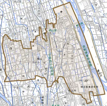 栢山とその周辺の地図。町の範囲を重ねている