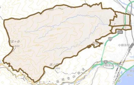 久野とその周辺の地図。町の範囲を重ねている