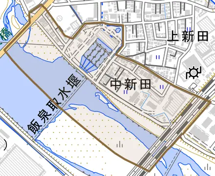中新田とその周辺の地図。町の範囲を重ねている