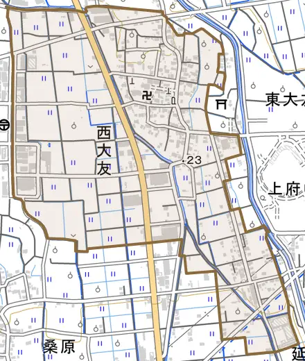 西大友とその周辺の地図。町の範囲を重ねている
