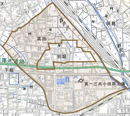 高田とその周辺の地図。町の範囲を重ねている
