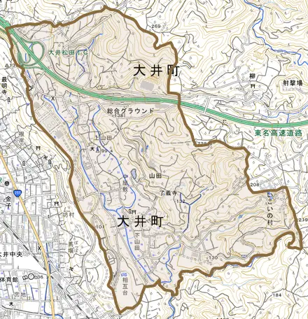 山田とその周辺の地図。町の範囲を重ねている