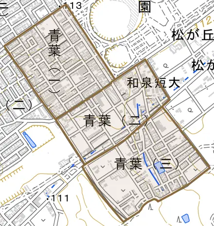 青葉とその周辺の地図。町の範囲を重ねている