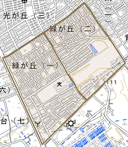 緑が丘とその周辺の地図。町の範囲を重ねている