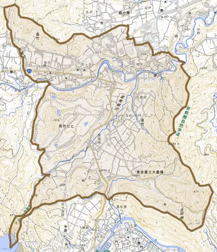 長竹とその周辺の地図。町の範囲を重ねている