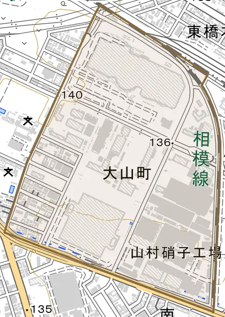 大山町とその周辺の地図。町の範囲を重ねている