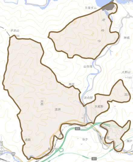 川西とその周辺の地図。町の範囲を重ねている