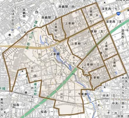 上草柳とその周辺の地図。町の範囲を重ねている