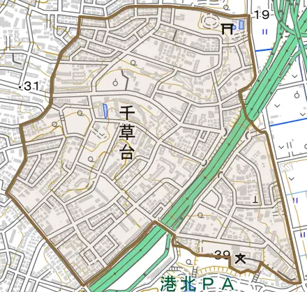 千草台とその周辺の地図。町の範囲を重ねている