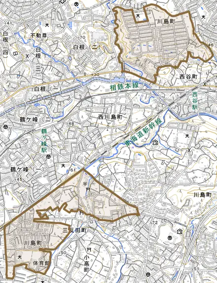 川島町とその周辺の地図。町の範囲を重ねている