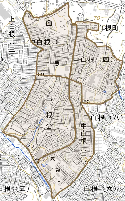 中白根とその周辺の地図。町の範囲を重ねている