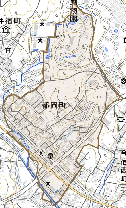 都岡町とその周辺の地図。町の範囲を重ねている