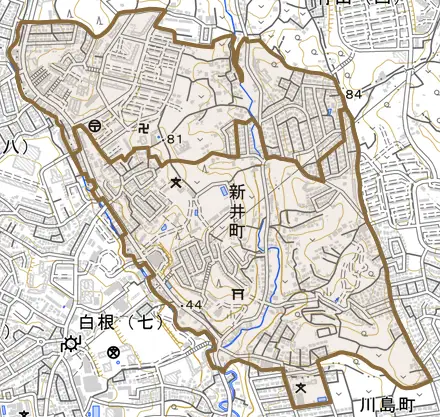 新井町とその周辺の地図。町の範囲を重ねている