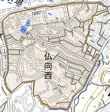 仏向西とその周辺の地図。町の範囲を重ねている