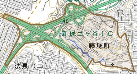藤塚町とその周辺の地図。町の範囲を重ねている