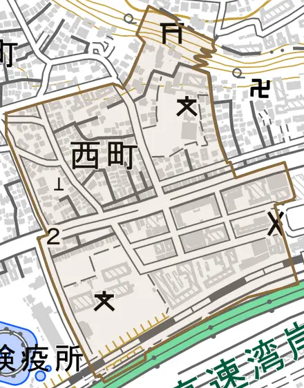 西町とその周辺の地図。町の範囲を重ねている