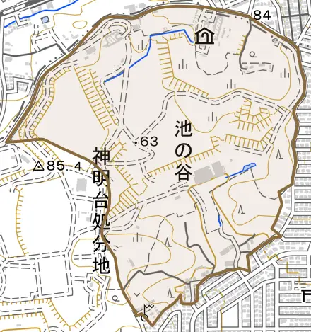 池の谷とその周辺の地図。町の範囲を重ねている