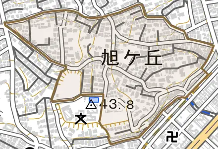 旭ケ丘とその周辺の地図。町の範囲を重ねている