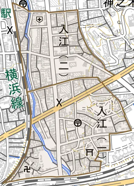 入江とその周辺の地図。町の範囲を重ねている