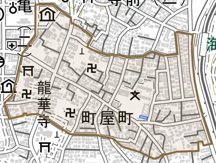 町屋町とその周辺の地図。町の範囲を重ねている