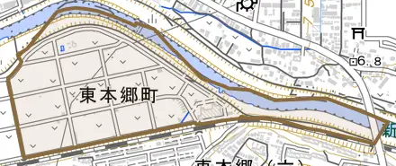 東本郷町とその周辺の地図。町の範囲を重ねている