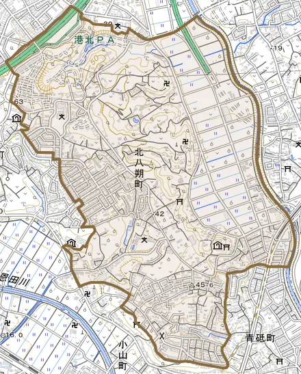 北八朔町とその周辺の地図。町の範囲を重ねている
