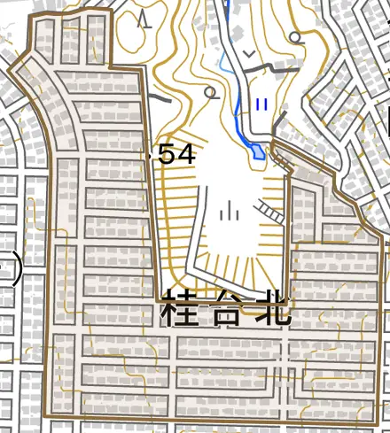 桂台北とその周辺の地図。町の範囲を重ねている
