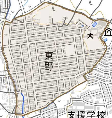 東野とその周辺の地図。町の範囲を重ねている