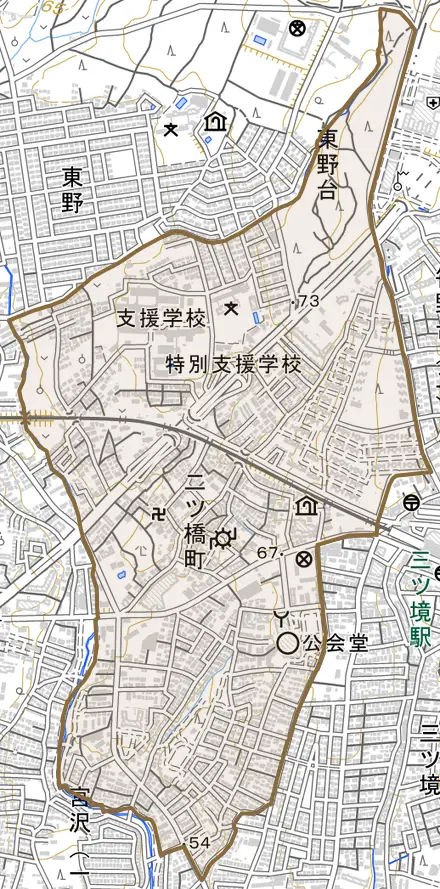 二ツ橋町とその周辺の地図。町の範囲を重ねている