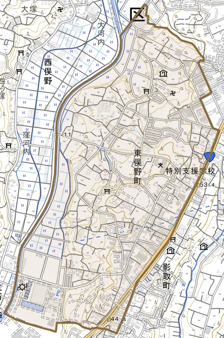東俣野町とその周辺の地図。町の範囲を重ねている