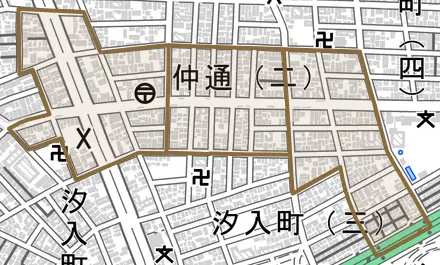 仲通とその周辺の地図。町の範囲を重ねている