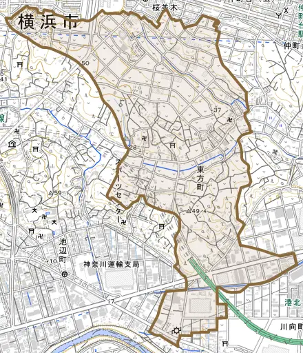 東方町とその周辺の地図。町の範囲を重ねている
