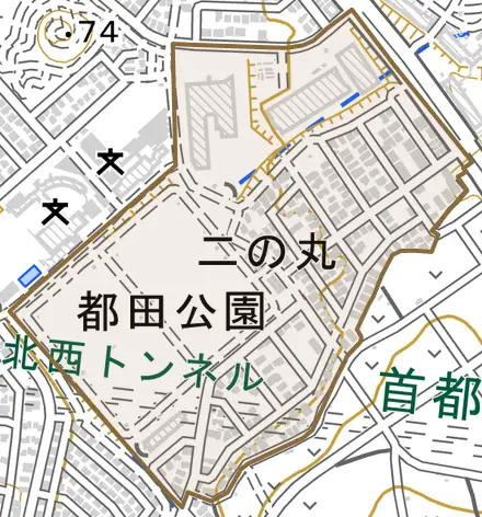 二の丸とその周辺の地図。町の範囲を重ねている