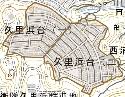 久里浜台とその周辺の地図。町の範囲を重ねている