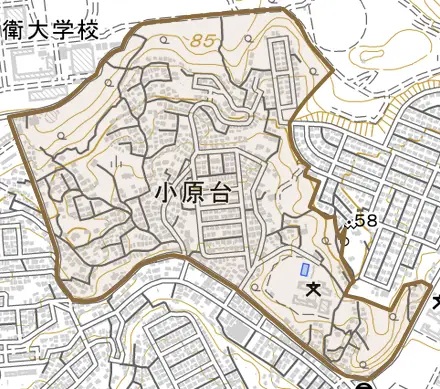 小原台とその周辺の地図。町の範囲を重ねている