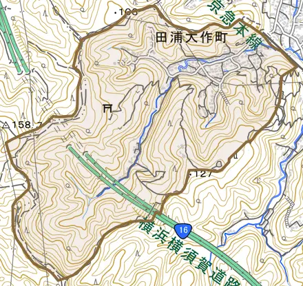 田浦大作町とその周辺の地図。町の範囲を重ねている