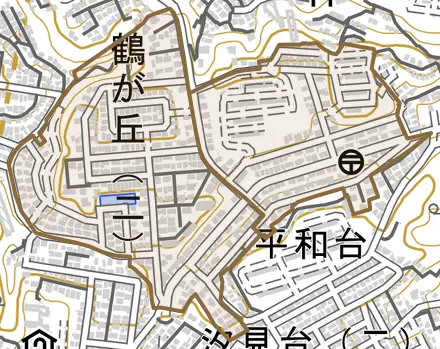 鶴が丘とその周辺の地図。町の範囲を重ねている