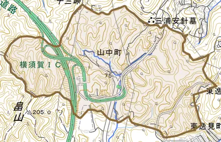 山中町とその周辺の地図。町の範囲を重ねている