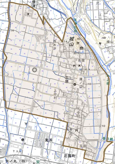土居とその周辺の地図。町の範囲を重ねている