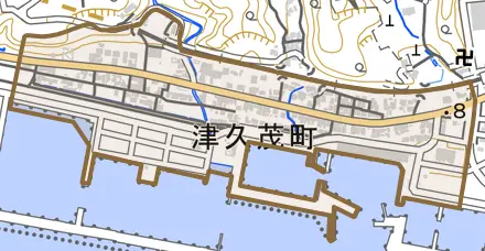 津久茂町とその周辺の地図。町の範囲を重ねている