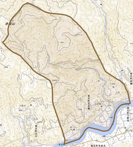 香北町五百蔵とその周辺の地図。町の範囲を重ねている