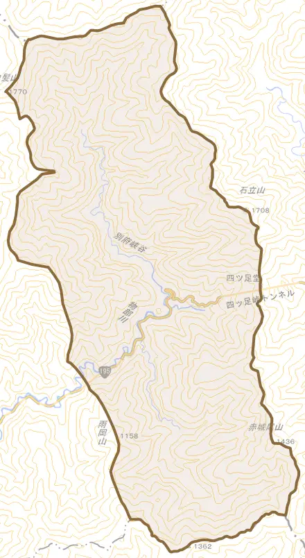 物部町別府とその周辺の地図。町の範囲を重ねている